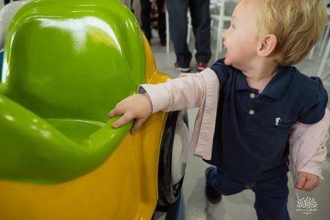 aniversario infantil - fotografia infantil - fotografo de criancas - casa de alice - bolinha de sabao - animacao infantil - parabens emocionante - abelinha - fotografias espontaneas - antonio rocha fotografias - Estevan 2 anos - cacau fest chocolates'