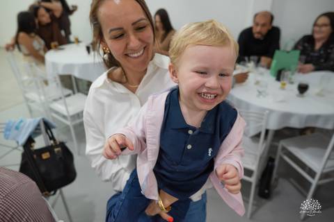 aniversario infantil - fotografia infantil - fotografo de criancas - casa de alice - bolinha de sabao - animacao infantil - parabens emocionante - abelinha - fotografias espontaneas - antonio rocha fotografias - Estevan 2 anos - cacau fest chocolates'