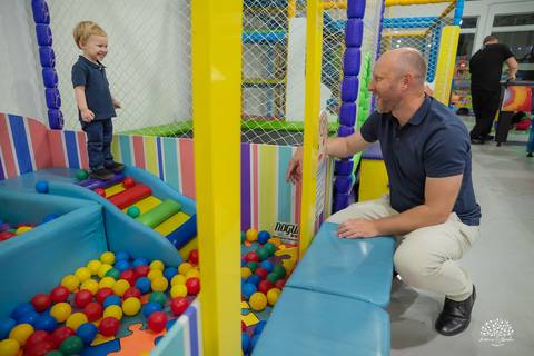 aniversario infantil - fotografia infantil - fotografo de criancas - casa de alice - bolinha de sabao - animacao infantil - parabens emocionante - abelinha - fotografias espontaneas - antonio rocha fotografias - Estevan 2 anos - cacau fest chocolates'