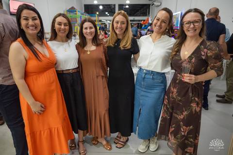 aniversario infantil - fotografia infantil - fotografo de criancas - casa de alice - bolinha de sabao - animacao infantil - parabens emocionante - abelinha - fotografias espontaneas - antonio rocha fotografias - Estevan 2 anos - cacau fest chocolates'