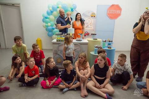 aniversario infantil - fotografia infantil - fotografo de criancas - casa de alice - bolinha de sabao - animacao infantil - parabens emocionante - abelinha - fotografias espontaneas - antonio rocha fotografias - Estevan 2 anos - cacau fest chocolates'