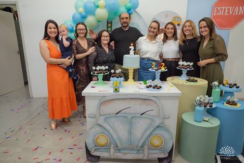 aniversario infantil - fotografia infantil - fotografo de criancas - casa de alice - bolinha de sabao - animacao infantil - parabens emocionante - abelinha - fotografias espontaneas - antonio rocha fotografias - Estevan 2 anos - cacau fest chocolates'