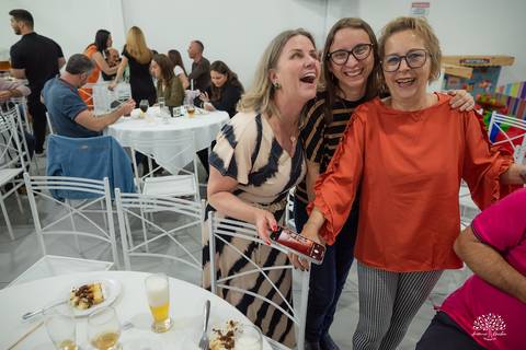 aniversario infantil - fotografia infantil - fotografo de criancas - casa de alice - bolinha de sabao - animacao infantil - parabens emocionante - abelinha - fotografias espontaneas - antonio rocha fotografias - Estevan 2 anos - cacau fest chocolates'