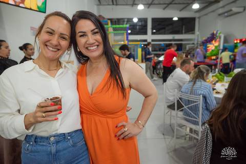 aniversario infantil - fotografia infantil - fotografo de criancas - casa de alice - bolinha de sabao - animacao infantil - parabens emocionante - abelinha - fotografias espontaneas - antonio rocha fotografias - Estevan 2 anos - cacau fest chocolates'