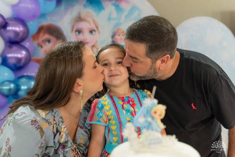 fotografia infantil - aniversário infantil - festa de criança - memórias da infância - fotógrafo de família - decoração festa infantil - parabéns - crianças brincando - fotografia documental – antonio rocha fotografias – pelotas – tio guigui'