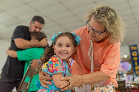 fotografia infantil - aniversário infantil - festa de criança - memórias da infância - fotógrafo de família - decoração festa infantil - parabéns - crianças brincando - fotografia documental – antonio rocha fotografias – pelotas – tio guigui'
