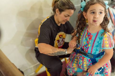 fotografia infantil - aniversário infantil - festa de criança - memórias da infância - fotógrafo de família - decoração festa infantil - parabéns - crianças brincando - fotografia documental – antonio rocha fotografias – pelotas – tio guigui'