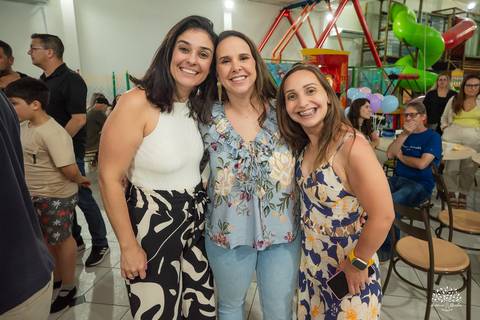 fotografia infantil - aniversário infantil - festa de criança - memórias da infância - fotógrafo de família - decoração festa infantil - parabéns - crianças brincando - fotografia documental – antonio rocha fotografias – pelotas – tio guigui'