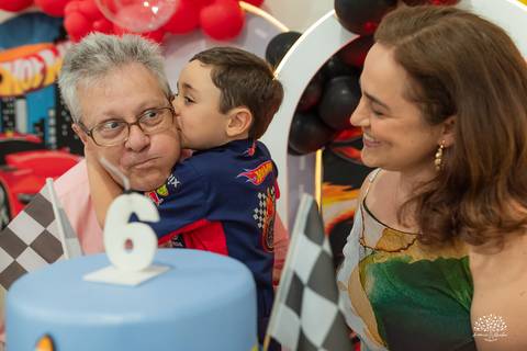 fotografia infantil - festa infantil - aniversário infantil - fotógrafo em pelotas  - fotografia de família - arte e riso - infância feliz - antonio rocha fotografias - festa de criança - hot whells - roxito - chuva de neve - parabens gaúcho - pelotas'