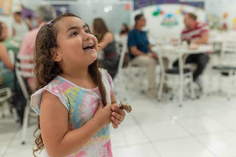 fotografia infantil - festa infantil - aniversário infantil - fotógrafo em pelotas  - fotografia de família - arte e riso - infância feliz - antonio rocha fotografias - festa de criança - hot whells - roxito - chuva de neve - parabens gaúcho - pelotas'