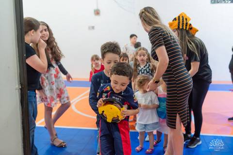 fotografia infantil - festa infantil - aniversário infantil - fotógrafo em pelotas  - fotografia de família - arte e riso - infância feliz - antonio rocha fotografias - festa de criança - hot whells - roxito - chuva de neve - parabens gaúcho - pelotas'