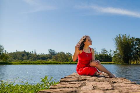 ensaio de 15 anos - fotografia debutante - ensaio feminino - fotografia autoral - ensaio ao ar livre - ensaio em vinícola - Vinícola Nardello - fotografia de 15 anos - debutante com personalidade - fotógrafo de 15 anos - book dos 15 anos - ensaio externo'