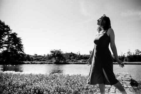 ensaio de 15 anos - fotografia debutante - ensaio feminino - fotografia autoral - ensaio ao ar livre - ensaio em vinícola - Vinícola Nardello - fotografia de 15 anos - debutante com personalidade - fotógrafo de 15 anos - book dos 15 anos - ensaio externo'