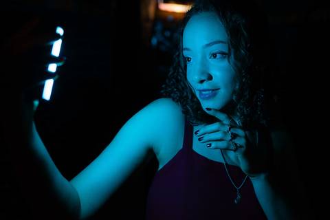 ensaio de 15 anos - fotografia debutante - ensaio feminino - fotografia autoral - ensaio ao ar livre - ensaio em vinícola - Vinícola Nardello - fotografia de 15 anos - debutante com personalidade - fotógrafo de 15 anos - book dos 15 anos - ensaio externo'