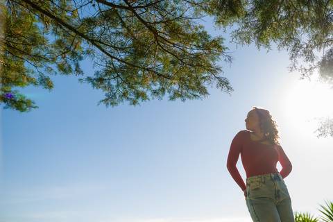 ensaio de 15 anos - fotografia debutante - ensaio feminino - fotografia autoral - ensaio ao ar livre - ensaio em vinícola - Vinícola Nardello - fotografia de 15 anos - debutante com personalidade - fotógrafo de 15 anos - book dos 15 anos - ensaio externo'