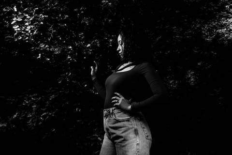 ensaio de 15 anos - fotografia debutante - ensaio feminino - fotografia autoral - ensaio ao ar livre - ensaio em vinícola - Vinícola Nardello - fotografia de 15 anos - debutante com personalidade - fotógrafo de 15 anos - book dos 15 anos - ensaio externo'