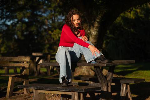 ensaio de 15 anos - fotografia debutante - ensaio feminino - fotografia autoral - ensaio ao ar livre - ensaio em vinícola - Vinícola Nardello - fotografia de 15 anos - debutante com personalidade - fotógrafo de 15 anos - book dos 15 anos - ensaio externo'