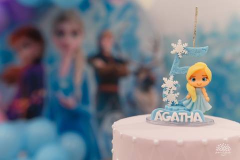 aniversário infantil - 5 anos - Ágatha - festa Frozen - tema Elsa - infância - fotografia infantil - festa no Cliff Kids - memória afetiva - família - fotografia de festa - registro espontâneo - fotógrafo infantil - tobogã - show do parabéns - olaf'