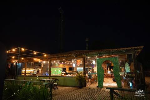 debutante - festa de 18 anos - fotografia de eventos - fotografia de aniversário - fotógrafo profissional - festa temática - Alice no País das Maravilhas - decoração de festa - família – deck da lagoa – pelotas – antonio rocha fotografias - book 18 anos'