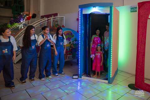 fotografia infantil - aniversário infantil - festa barbie - fotografia de aniversário - infância - momentos espontâneos - crianças brincando - memórias afetivas - festa temática - fotografia documental - Pelotas - registro de família - Cliff kids'