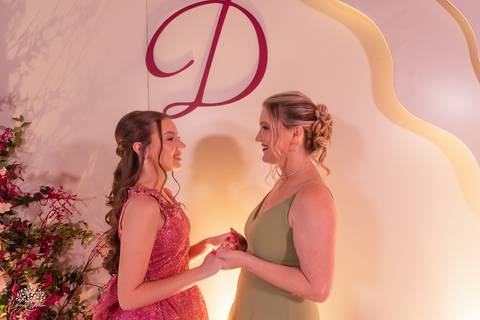 15 anos - debutante - festa de 15 - Diulya - família - celebração - valsa - pista de dança - making of - memórias - fotografia – san sebastian – pelotas – antonio rocha fotografias - aniversário 15 anos - abertura da pista de dança - vestido de 15 anos'