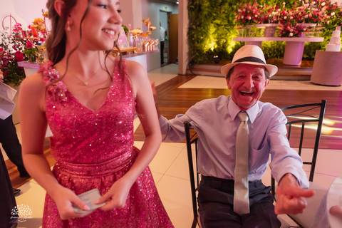 15 anos - debutante - festa de 15 - Diulya - família - celebração - valsa - pista de dança - making of - memórias - fotografia – san sebastian – pelotas – antonio rocha fotografias - aniversário 15 anos - abertura da pista de dança - vestido de 15 anos'