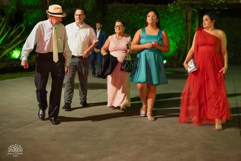 15 anos - debutante - festa de 15 - Diulya - família - celebração - valsa - pista de dança - making of - memórias - fotografia – san sebastian – pelotas – antonio rocha fotografias - aniversário 15 anos - abertura da pista de dança - vestido de 15 anos'