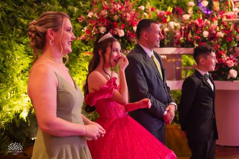 15 anos - debutante - festa de 15 - Diulya - família - celebração - valsa - pista de dança - making of - memórias - fotografia – san sebastian – pelotas – antonio rocha fotografias - aniversário 15 anos - abertura da pista de dança - vestido de 15 anos'