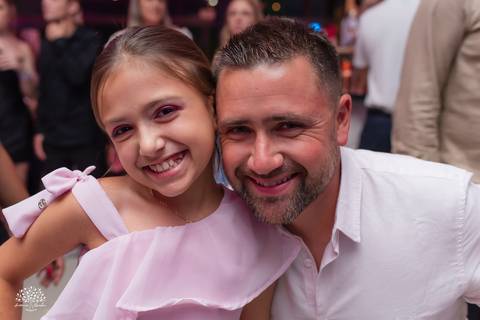 15 anos - debutante - festa de 15 - Diulya - família - celebração - valsa - pista de dança - making of - memórias - fotografia – san sebastian – pelotas – antonio rocha fotografias - aniversário 15 anos - abertura da pista de dança - vestido de 15 anos'