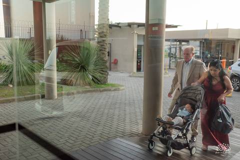 vestido de 15 anos - espaço vida - os saraivas - banda retroverso - flores'