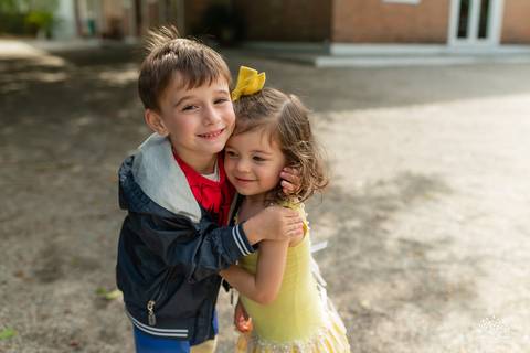 fotografia infantil – aniversário - festa infantil ao ar livre - memórias da infância - fotógrafo de família - salão Dom Manuel - festa debaixo da árvore - banho de piscina - bicicleta - carinho em família - Antonio Rocha Fotografias – Pelotas - Sol'