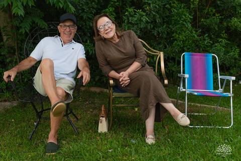 fotografia infantil – aniversário - festa infantil ao ar livre - memórias da infância - fotógrafo de família - salão Dom Manuel - festa debaixo da árvore - banho de piscina - bicicleta - carinho em família - Antonio Rocha Fotografias – Pelotas - Sol'