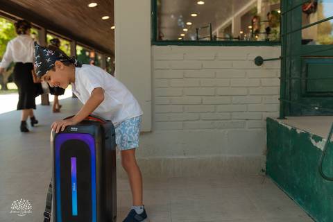 fotógrafo de festa infantil em Pelotas, fotografia infantil, aniversário de 6 anos, festa ao ar livre, Clube Caça e Pesca Pelotas, fotógrafo infantil RS, fotografia espontânea, futebol de sabão, bexiga d'água, infância, aniversário infantil, Antonio Rocha'