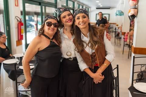 fotógrafo de festa infantil em Pelotas, fotografia infantil, aniversário de 6 anos, festa ao ar livre, Clube Caça e Pesca Pelotas, fotógrafo infantil RS, fotografia espontânea, futebol de sabão, bexiga d'água, infância, aniversário infantil, Antonio Rocha'
