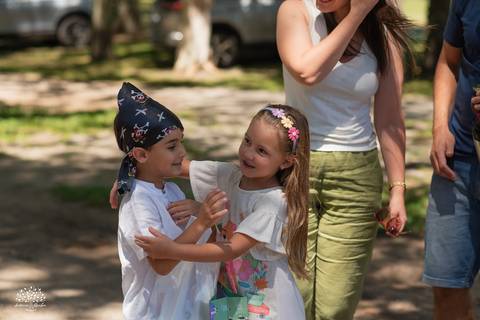 fotógrafo de festa infantil em Pelotas, fotografia infantil, aniversário de 6 anos, festa ao ar livre, Clube Caça e Pesca Pelotas, fotógrafo infantil RS, fotografia espontânea, futebol de sabão, bexiga d'água, infância, aniversário infantil, Antonio Rocha'