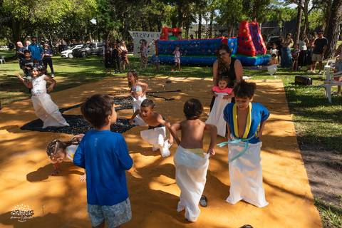 fotógrafo de festa infantil em Pelotas, fotografia infantil, aniversário de 6 anos, festa ao ar livre, Clube Caça e Pesca Pelotas, fotógrafo infantil RS, fotografia espontânea, futebol de sabão, bexiga d'água, infância, aniversário infantil, Antonio Rocha'