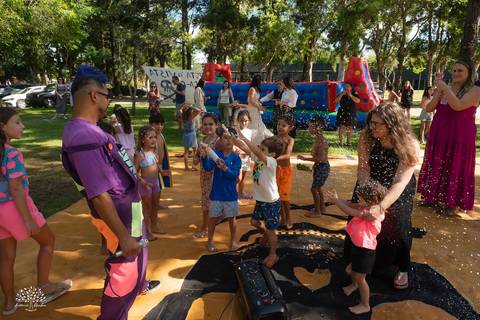 fotógrafo de festa infantil em Pelotas, fotografia infantil, aniversário de 6 anos, festa ao ar livre, Clube Caça e Pesca Pelotas, fotógrafo infantil RS, fotografia espontânea, futebol de sabão, bexiga d'água, infância, aniversário infantil, Antonio Rocha'