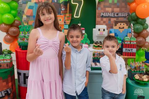 fotógrafo de aniversário infantil - fotografia infantil - festa de 7 anos - Cliff Kids - fotógrafo em Pelotas - fotografia de festa infantil - fotos espontâneas - fotografia de família - aniversário infantil RS - Minecraft - escola mario quintana'