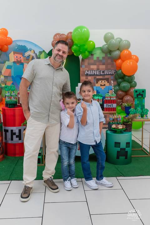 fotógrafo de aniversário infantil - fotografia infantil - festa de 7 anos - Cliff Kids - fotógrafo em Pelotas - fotografia de festa infantil - fotos espontâneas - fotografia de família - aniversário infantil RS - Minecraft - escola mario quintana'