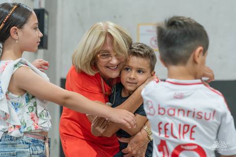 aniversário infantil - 7 anos - futebol infantil - camisa 7 - festa temática futebol - fotografia infantil – arena tio Guigui - festa na quadra - fotógrafo de festa infantil - patrimônio emocional - fotografia de aniversário - champions league - bolo'
