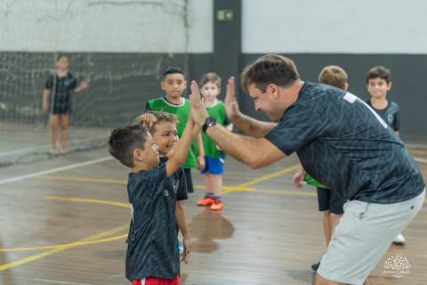 aniversário infantil - 7 anos - futebol infantil - camisa 7 - festa temática futebol - fotografia infantil – arena tio Guigui - festa na quadra - fotógrafo de festa infantil - patrimônio emocional - fotografia de aniversário - champions league - bolo'