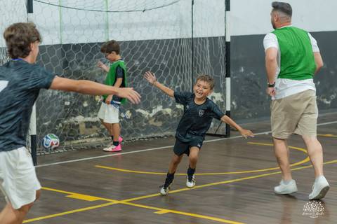 aniversário infantil - 7 anos - futebol infantil - camisa 7 - festa temática futebol - fotografia infantil – arena tio Guigui - festa na quadra - fotógrafo de festa infantil - patrimônio emocional - fotografia de aniversário - champions league - bolo'