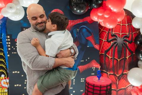 aniversário infantil - festa infantil - Homem-Aranha - salão Cliff Kids - fotografia de aniversário - fotógrafo infantil - festa temática - diversão infantil - parabéns animado - animador Roxito - eventos infantis – fotógrafo de festa infantil – kids'