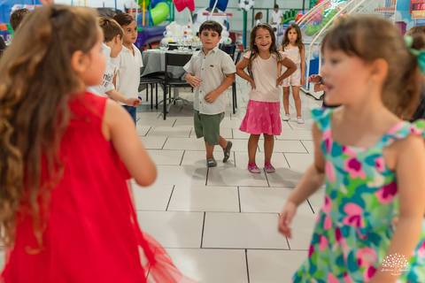 aniversário infantil - festa infantil - Homem-Aranha - salão Cliff Kids - fotografia de aniversário - fotógrafo infantil - festa temática - diversão infantil - parabéns animado - animador Roxito - eventos infantis – fotógrafo de festa infantil – kids'