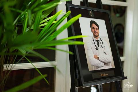 recepção de formatura medicina - festa formatura ucpel - centro português pelotas - fotógrafo formatura pelotas - decoração recepção formatura - chegada do formando - pista de dança formatura - brinde medicina - antonio rocha fotografias - fenadoce'