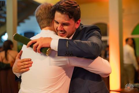 recepção de formatura medicina - festa formatura ucpel - centro português pelotas - fotógrafo formatura pelotas - decoração recepção formatura - chegada do formando - pista de dança formatura - brinde medicina - antonio rocha fotografias - fenadoce'