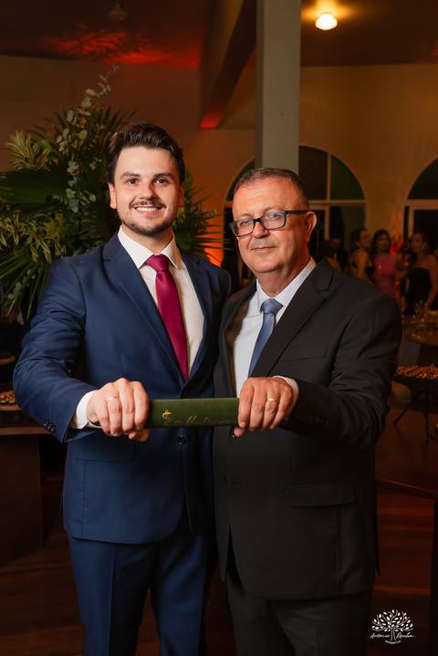 recepção de formatura medicina - festa formatura ucpel - centro português pelotas - fotógrafo formatura pelotas - decoração recepção formatura - chegada do formando - pista de dança formatura - brinde medicina - antonio rocha fotografias - fenadoce'