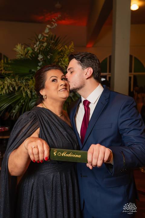 recepção de formatura medicina - festa formatura ucpel - centro português pelotas - fotógrafo formatura pelotas - decoração recepção formatura - chegada do formando - pista de dança formatura - brinde medicina - antonio rocha fotografias - fenadoce'