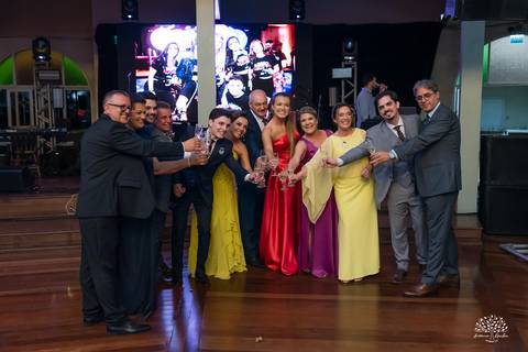 recepção de formatura medicina - festa formatura ucpel - centro português pelotas - fotógrafo formatura pelotas - decoração recepção formatura - chegada do formando - pista de dança formatura - brinde medicina - antonio rocha fotografias - fenadoce'