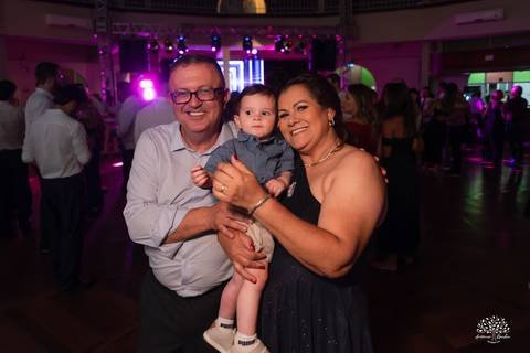 recepção de formatura medicina - festa formatura ucpel - centro português pelotas - fotógrafo formatura pelotas - decoração recepção formatura - chegada do formando - pista de dança formatura - brinde medicina - antonio rocha fotografias - fenadoce'